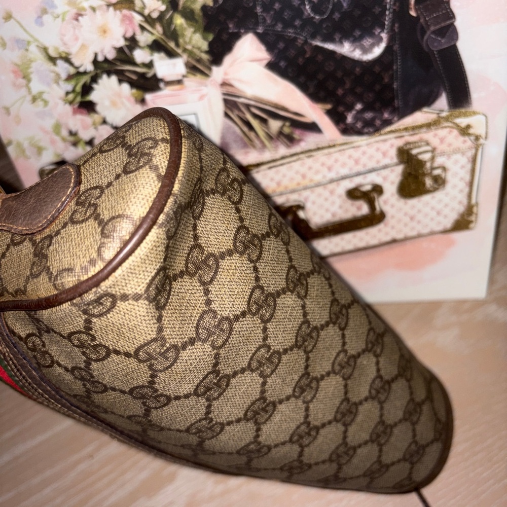 Gucci Vintage Brown and Tan Signature Logo Crossbody Bag EUC with Minor Interior - Picture 8 of 16